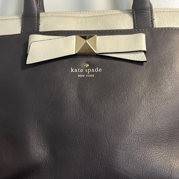 Vintage Kate Spade Bag *Final Markdown Price* - Picture 5 of 17